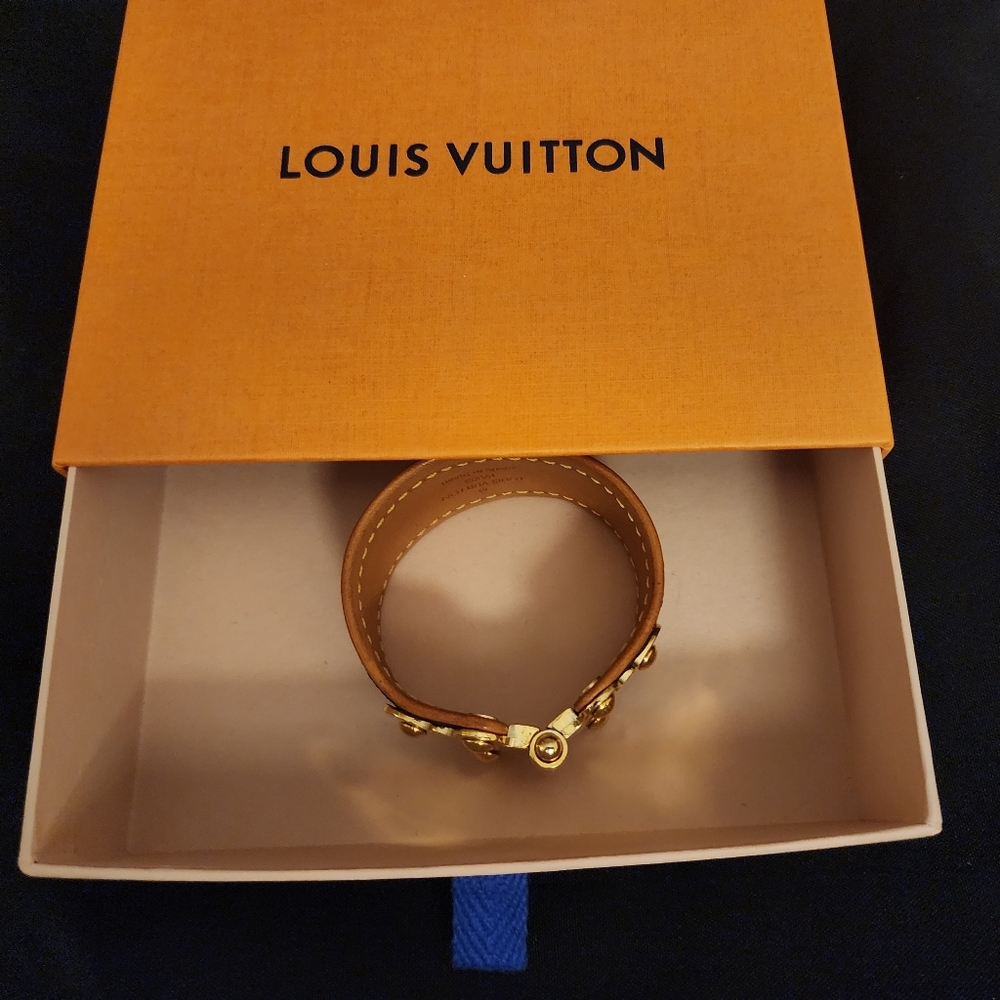 Authentic LLouis Vuitton Monogram Bracelet Brown/Gold Hardware